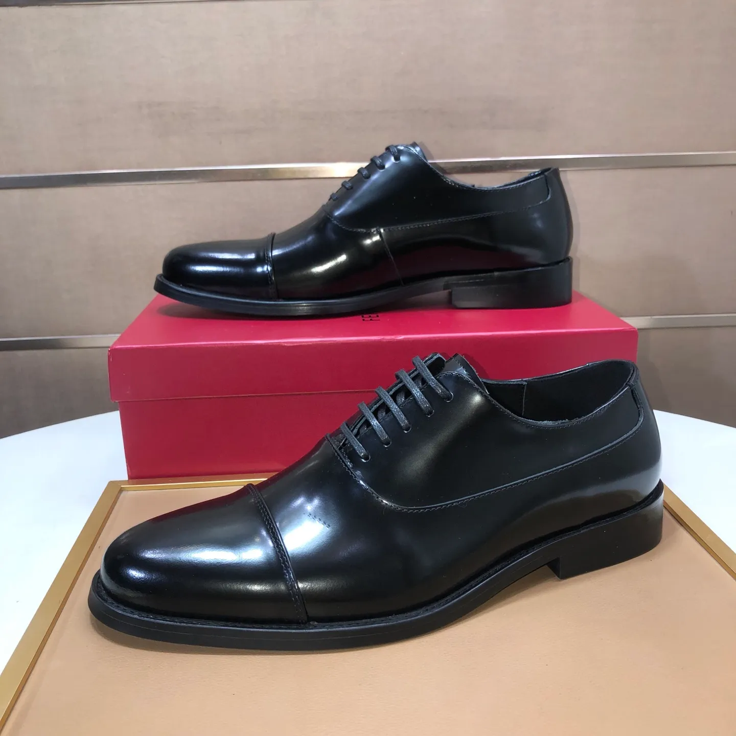 Men's shoes 💰540💰 [Ferragamo/Ferragamo] The latest model from the counter. Original imported high-quality cowhide with open sides + imported 🐂 cowhide lining + original luxury metal buckle + original combination outsole. Comparison is stress-free 38–45 (45 is custom-made and cannot be returned or exchanged)